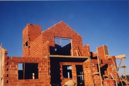 construccion2.jpg (27391 bytes)