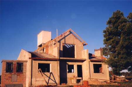 construccion3.jpg (27445 bytes)